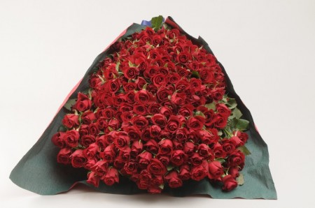 赤バラ200本花束